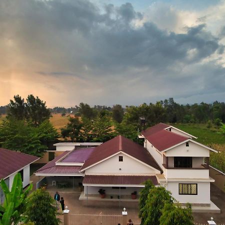 Kilimanjaro Country House โมชิ ภายนอก รูปภาพ