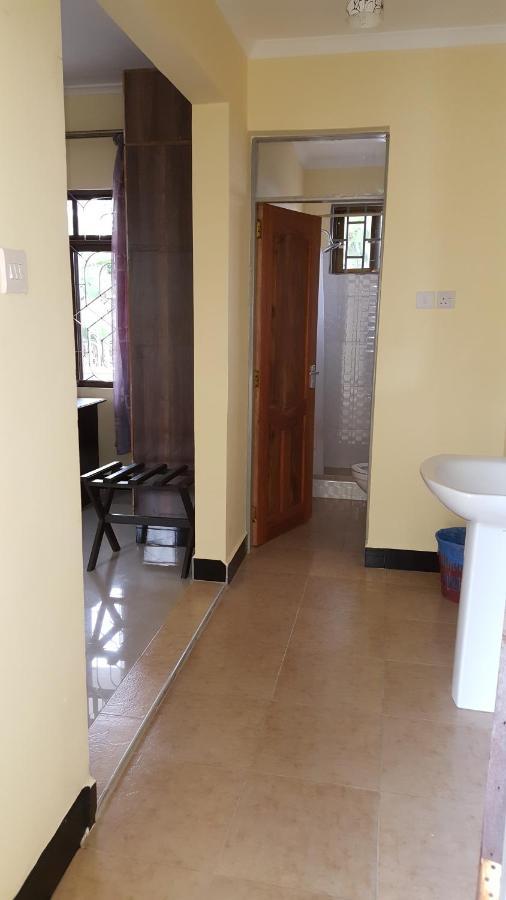 Kilimanjaro Country House โมชิ ภายนอก รูปภาพ